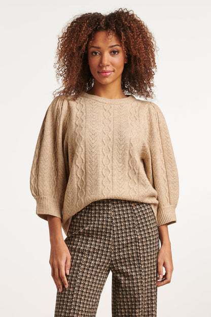 Bailee™ | Strukturierter Stricktop mit Puffärmeln in Sand